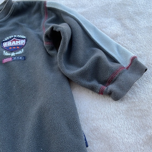 Carter’s Button-Down Fleece Body Suit, Size 18 Months - Picture 4 of 12